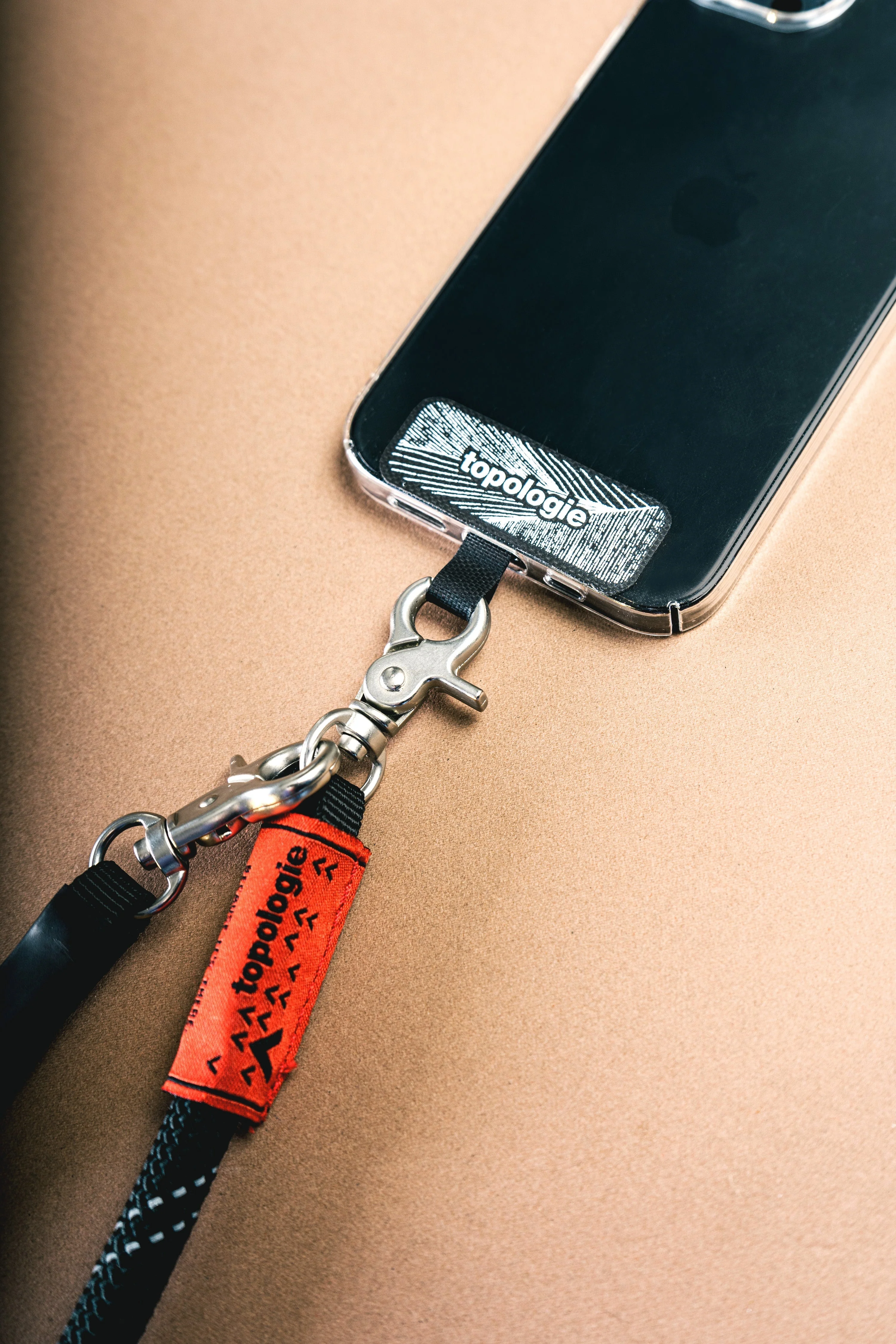 1148-phone-strap-adapter-6-0mm-rope-slate-reflective-3.webp Phone Strap Adapter / 6.0mm Rope / Slate Reflective