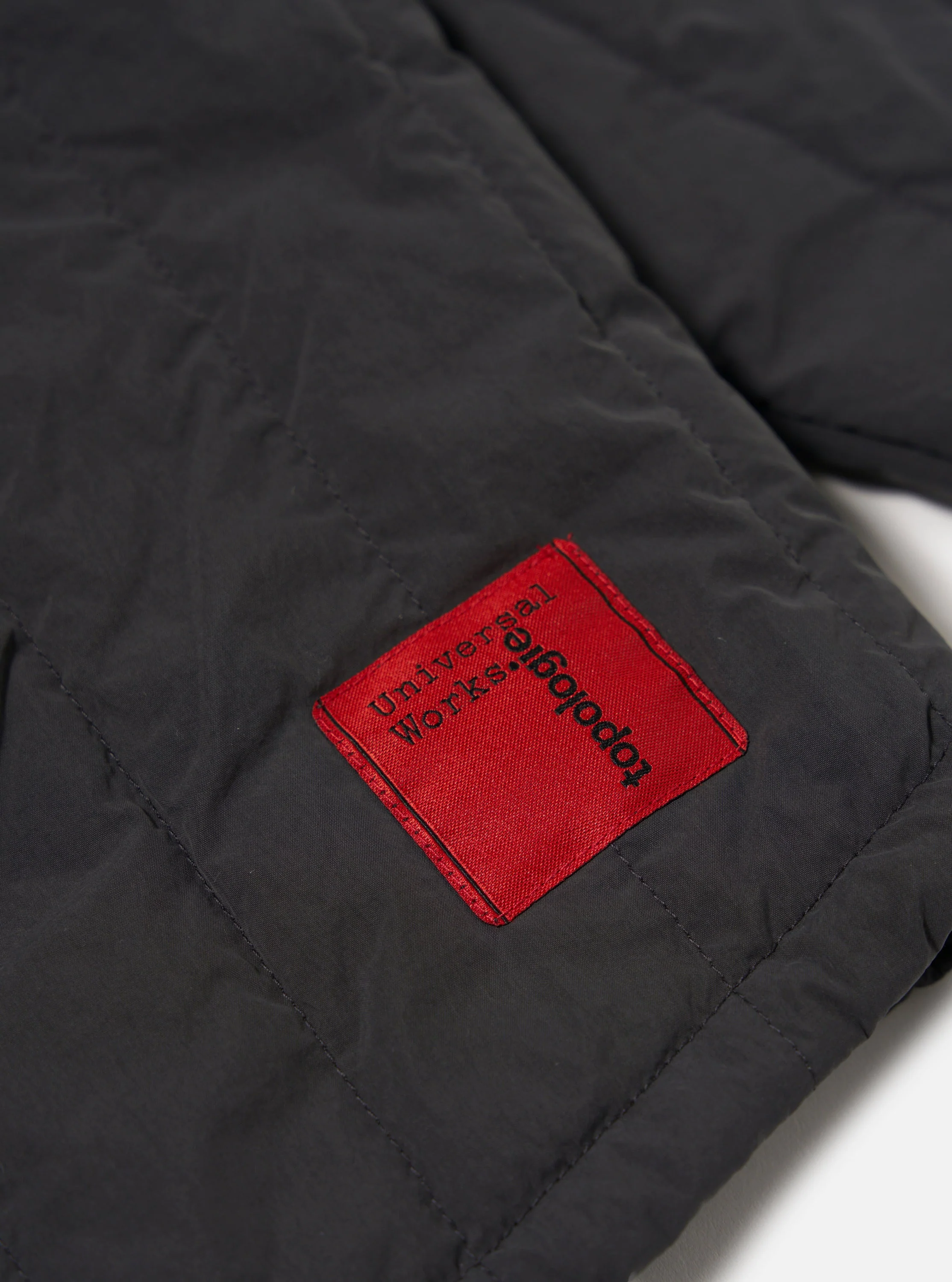 948-topologie-x-universal-works-quilted-liner-jacket-charcoal-7.webp Topologie X Universal Works Quilted Liner Jacket / Charcoal